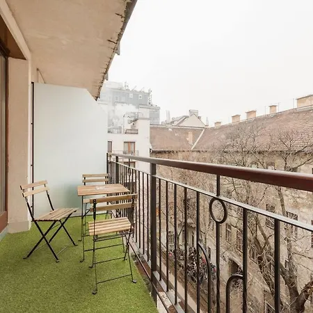 Stylish With Balcony In *